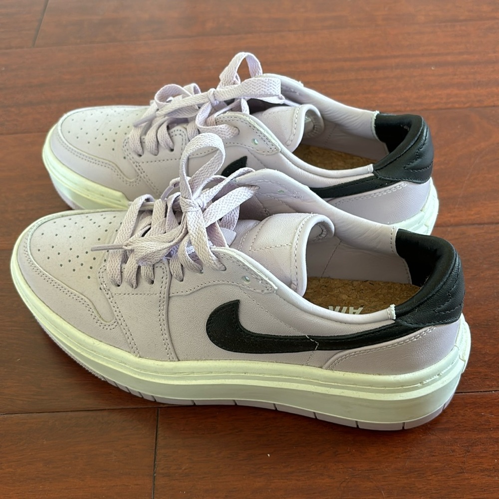Nike women’s Air Jordan 1 low platform size US 7 (Lilac)